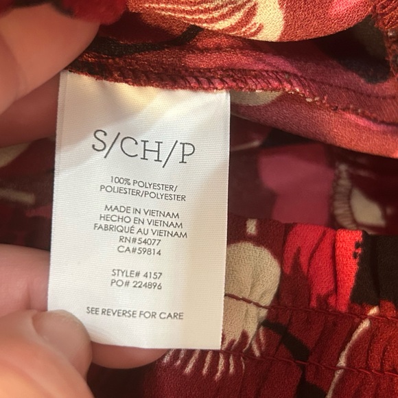 CAbi Corsage Blouse Womens Small Red Floral Bishop Sleeve Smocked Ruffle Top - Picture 6 of 10